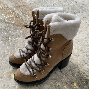 NWOT Marc Fisher Booties.